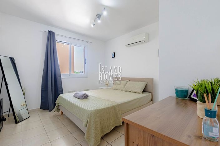 Image No.18-2 Bed Apartment for sale