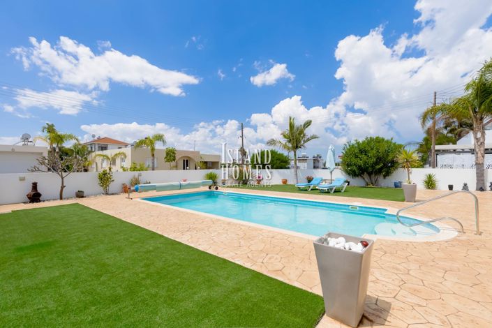 Image No.24-4 Bed Villa for sale