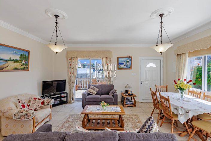 Image No.11-3 Bed Villa for sale