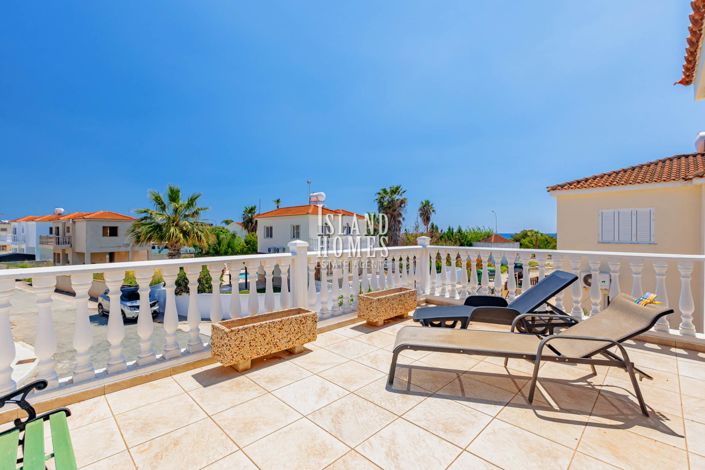 Image No.4-3 Bed Villa for sale