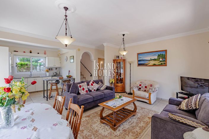 Image No.5-3 Bed Villa for sale