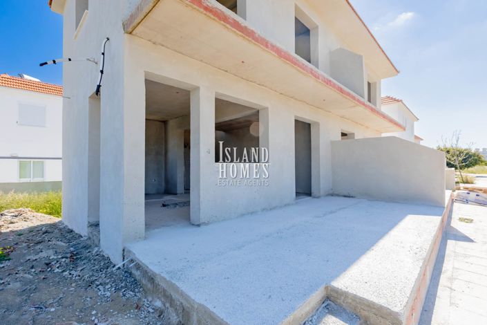 Image No.6-2 Bed Townhouse for sale