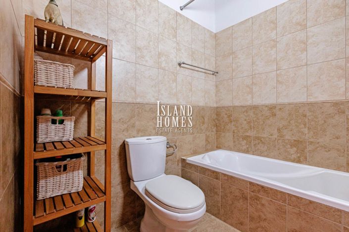 Image No.21-2 Bed Apartment for sale