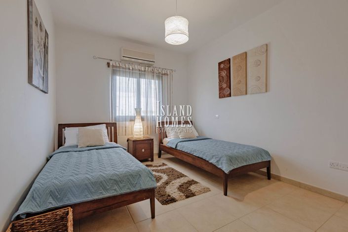 Image No.23-2 Bed Apartment for sale