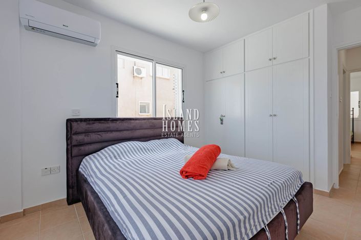 Image No.16-2 Bed Apartment for sale