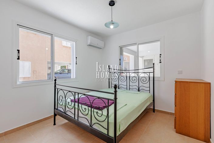 Image No.22-2 Bed Apartment for sale