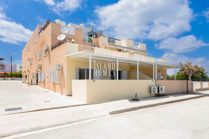 Image No.24-2 Bed Apartment for sale