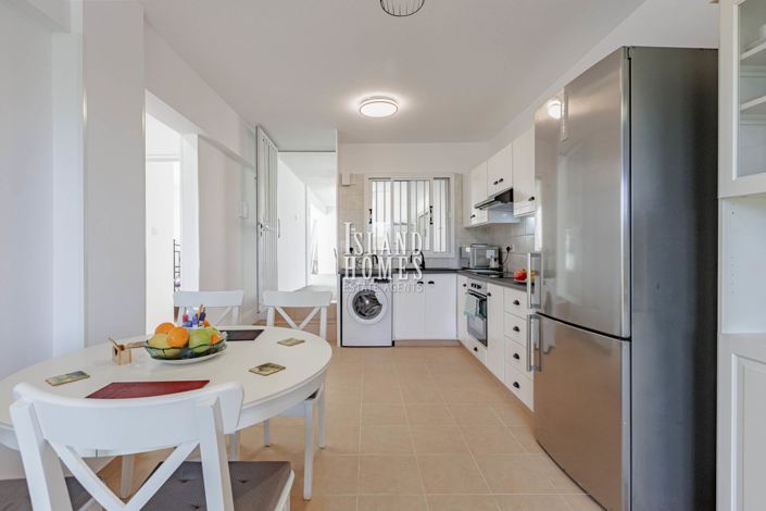 Image No.10-2 Bed Apartment for sale