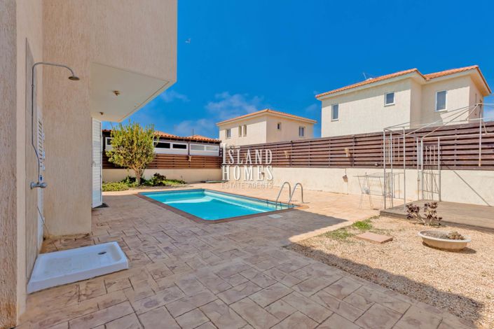 Image No.26-3 Bed Villa for sale