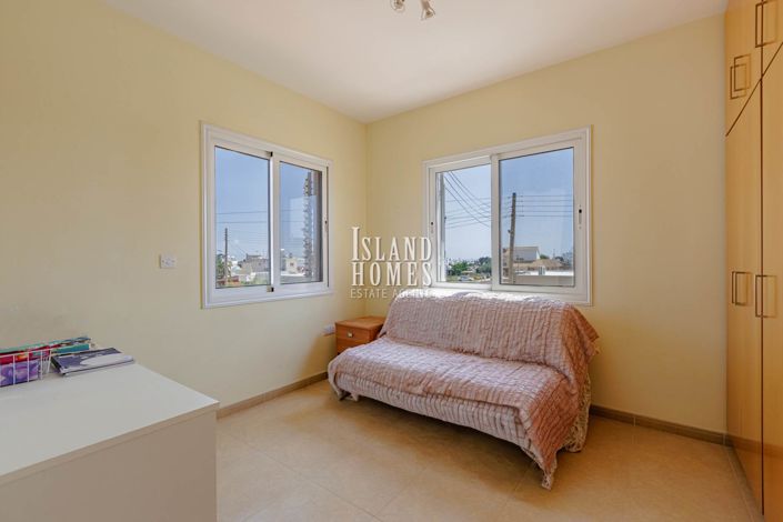Image No.28-3 Bed Villa for sale