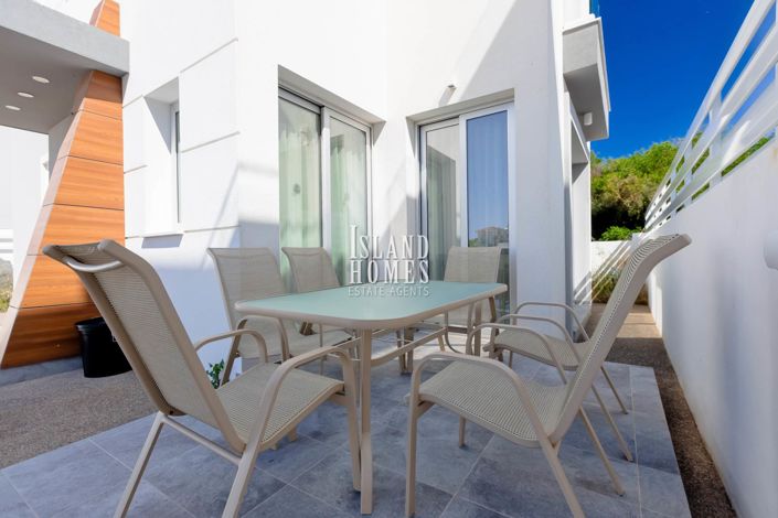 Image No.24-3 Bed Villa for sale