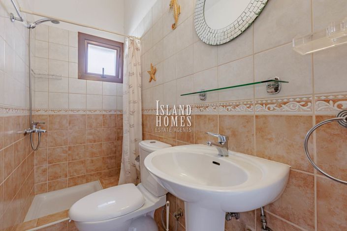 Image No.26-3 Bed Villa for sale