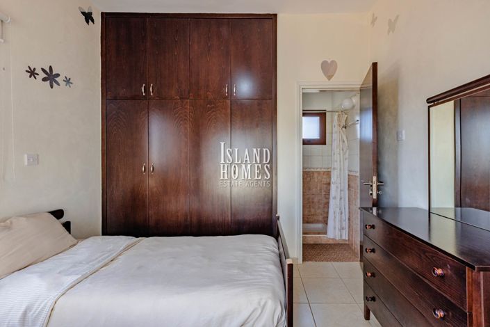 Image No.29-3 Bed Villa for sale