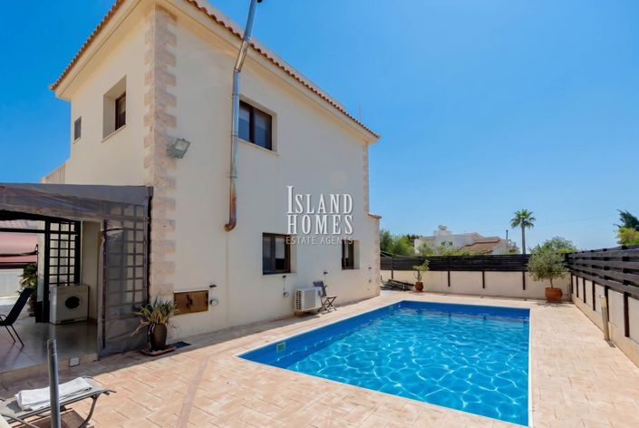 Image No.4-3 Bed Villa for sale