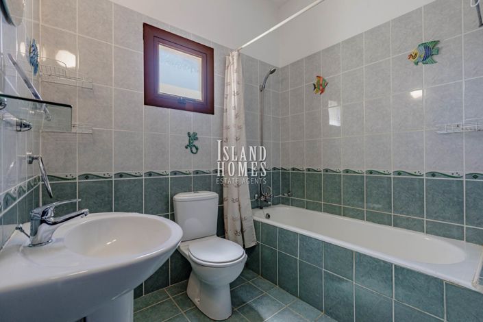 Image No.32-3 Bed Villa for sale