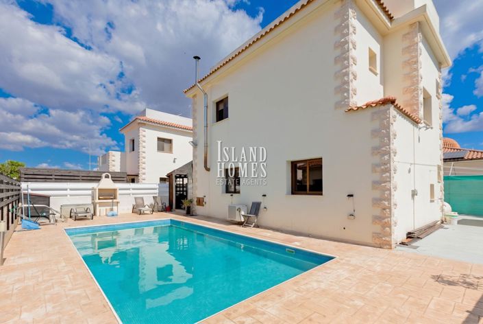 Image No.36-3 Bed Villa for sale