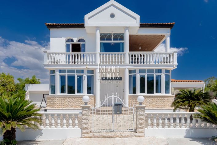 Image No.18-3 Bed Villa for sale