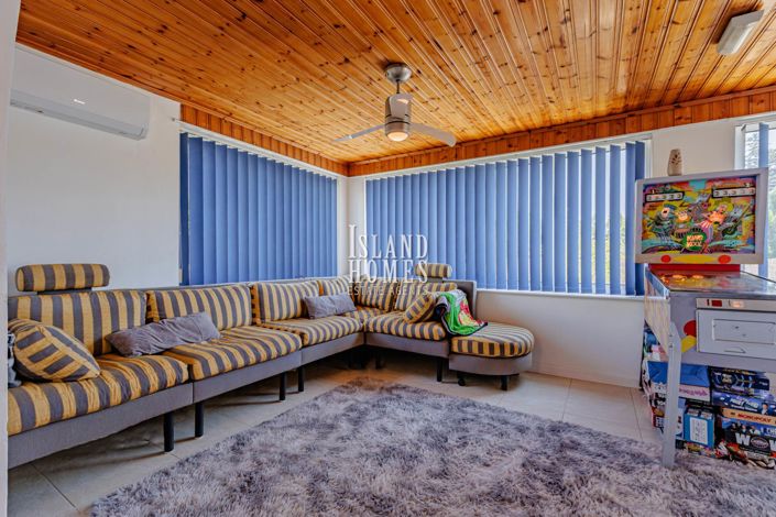 Image No.26-3 Bed Villa for sale
