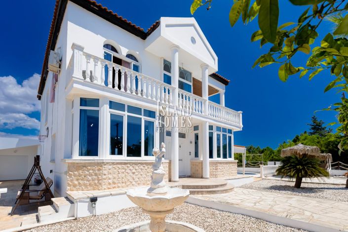 Image No.34-3 Bed Villa for sale