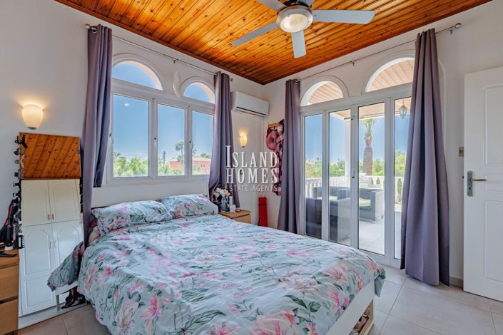 Image No.39-3 Bed Villa for sale