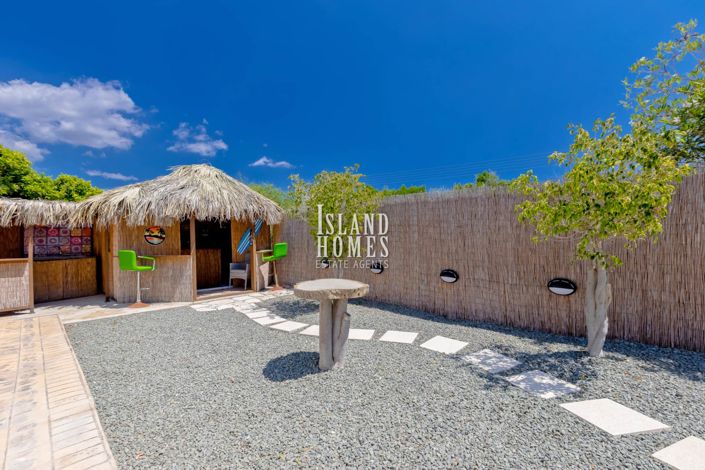 Image No.7-3 Bed Villa for sale