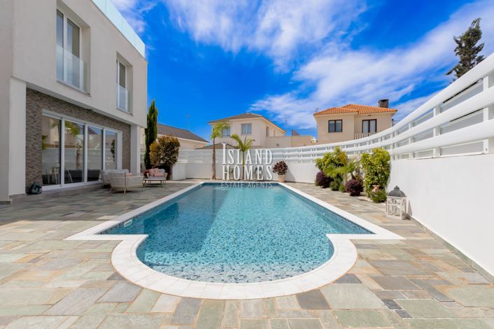 Image No.35-3 Bed Villa / Detached for sale