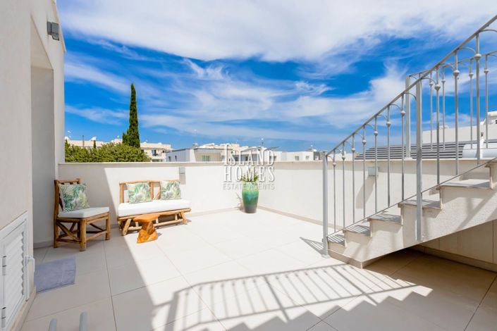 Image No.47-3 Bed Villa / Detached for sale