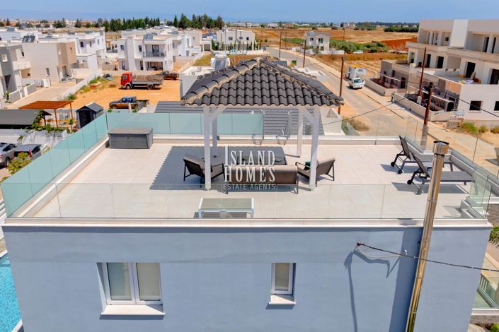Image No.49-3 Bed Villa / Detached for sale
