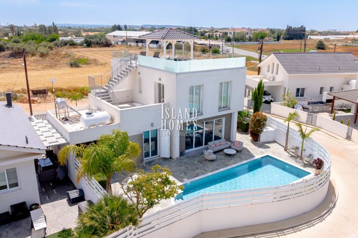 Image No.50-3 Bed Villa / Detached for sale