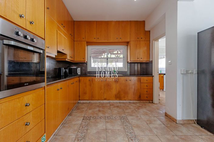 Image No.13-7 Bed Villa for sale
