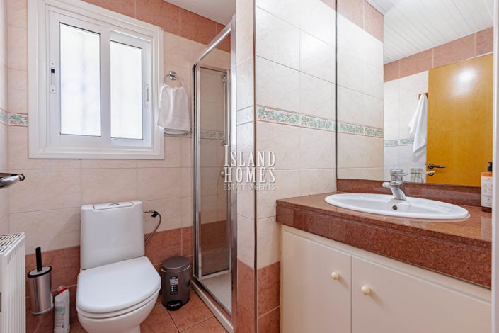 Image No.18-7 Bed Villa for sale