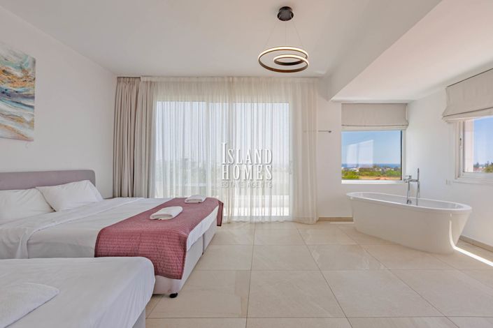 Image No.22-7 Bed Villa for sale
