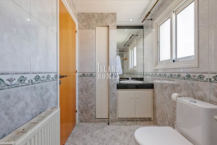 Image No.35-7 Bed Villa for sale