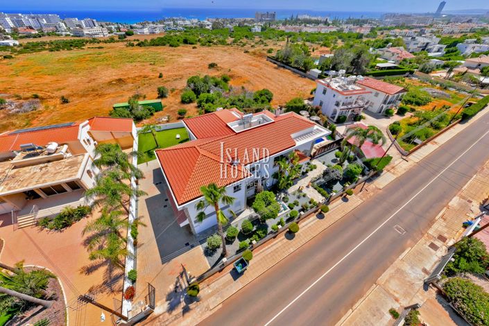 Image No.46-7 Bed Villa for sale
