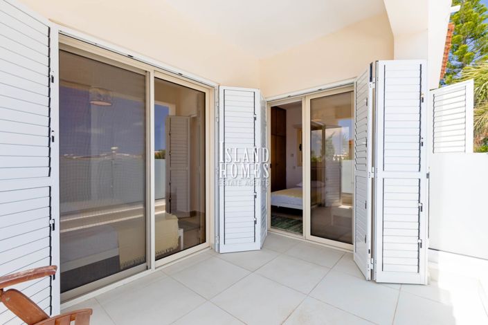 Image No.29-3 Bed Villa for sale