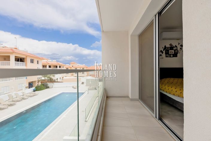 Image No.27-2 Bed Townhouse for sale