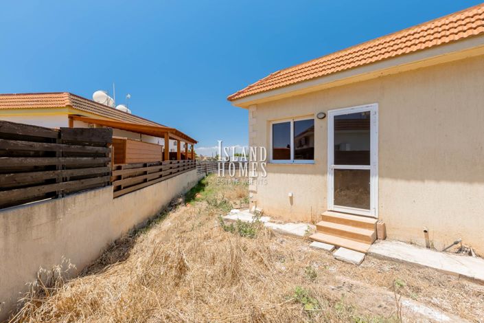 Image No.26-3 Bed Bungalow for sale