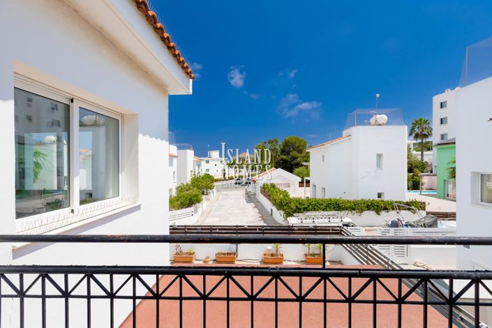 Image No.31-3 Bed Villa for sale