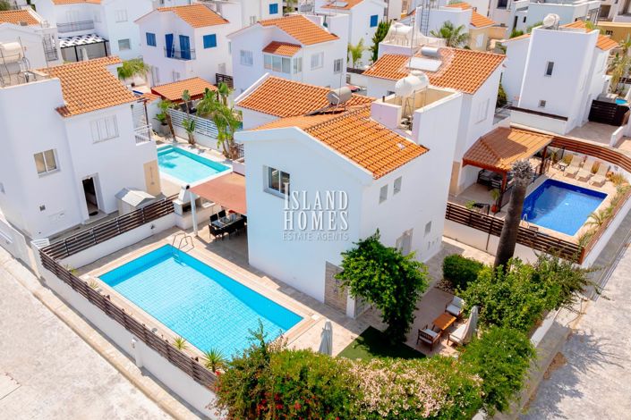 Image No.32-3 Bed Villa for sale