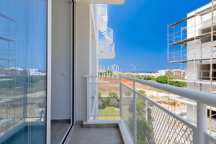 Image No.18-2 Bed Apartment for sale