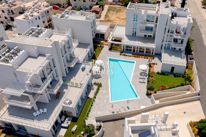Image No.25-2 Bed Apartment for sale