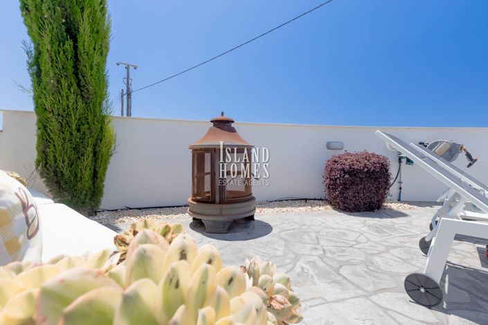 Image No.15-3 Bed Villa for sale