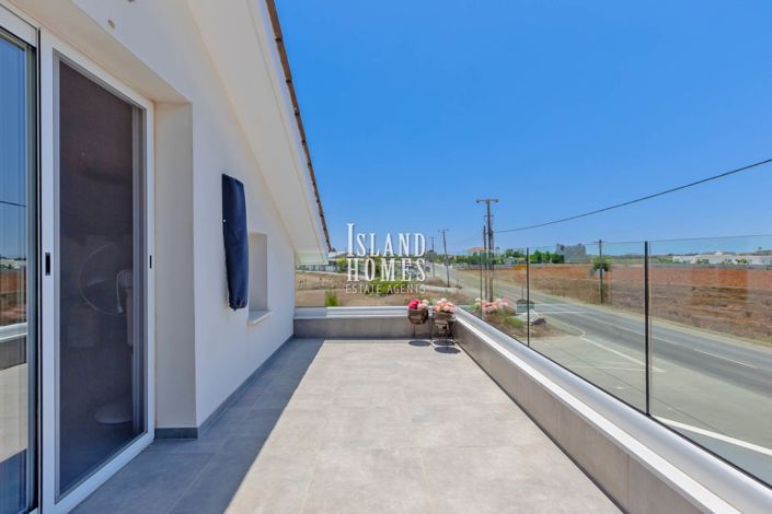 Image No.34-3 Bed Villa for sale