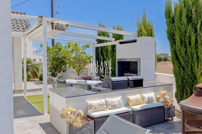 Image No.39-3 Bed Villa for sale