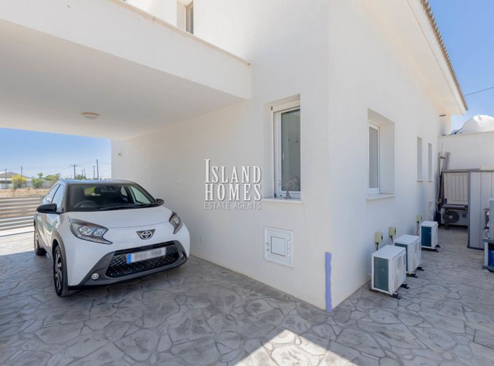 Image No.40-3 Bed Villa for sale