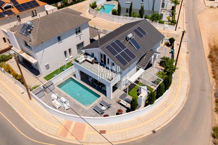 Image No.42-3 Bed Villa for sale