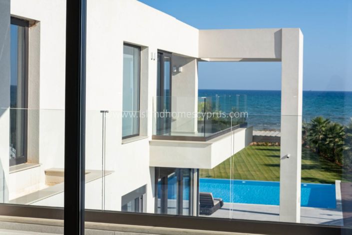 Image No.25-4 Bed Villa / Detached for sale