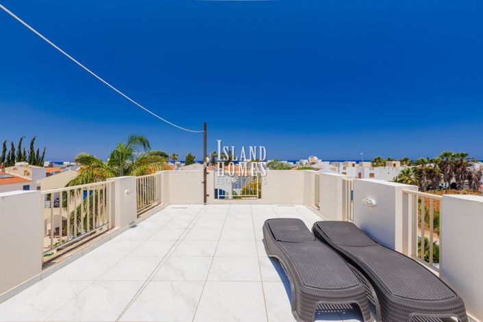 Image No.18-3 Bed Villa / Detached for sale