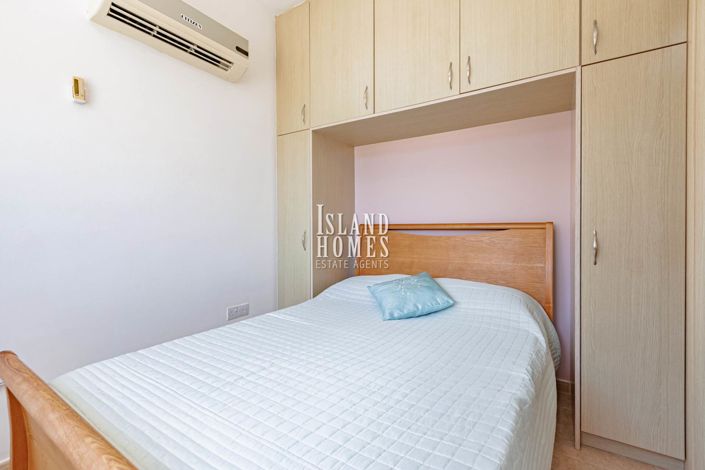 Image No.26-3 Bed Villa / Detached for sale