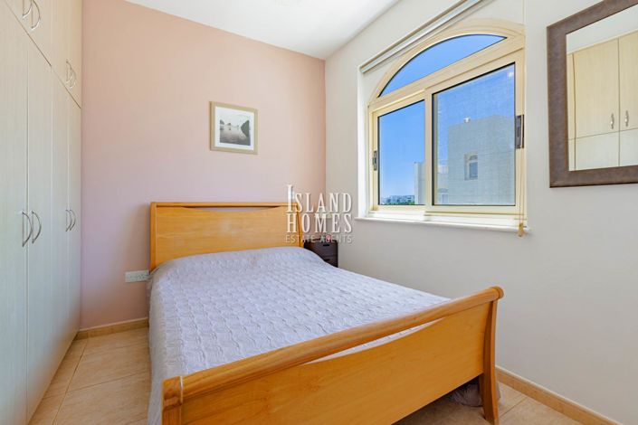 Image No.32-3 Bed Villa / Detached for sale